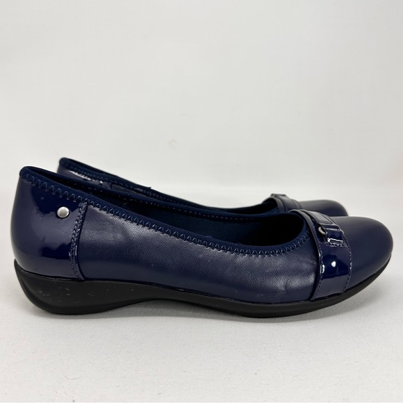 Baretrap Women's Friley Medium Flat - Picture 2 of 11